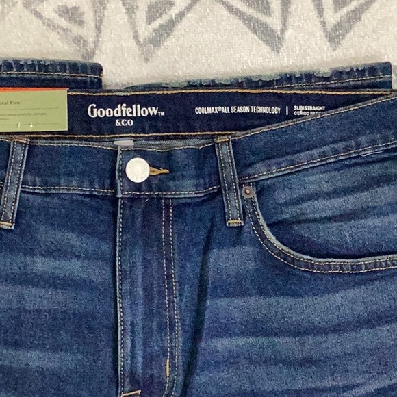 GoodFellow CoolMax All Season Big & Tall SlimStraight Distressed Jeans 40/36 - Picture 3 of 9